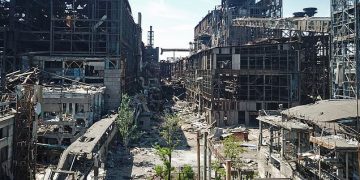 Россия не будет восстанавливать “Азовсталь”