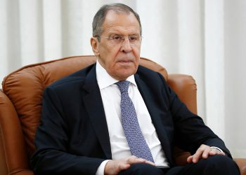 Лавров отрицает вторжение в Украину