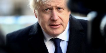 Оппозиция инициирует отставку Бориса Джонсона