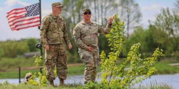 Страны Балтии попросят увеличить контингент НАТО