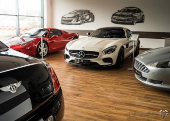 Какие автомобили покупают украинцы во время войны