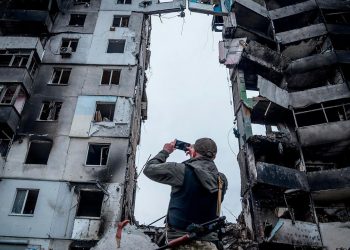 Десятки тысяч украинцев погибли в результате войны