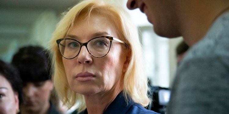 Денисову уволили с должности омбудсмена