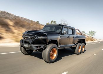 Самый впечатляющий бронированный американский Jeep