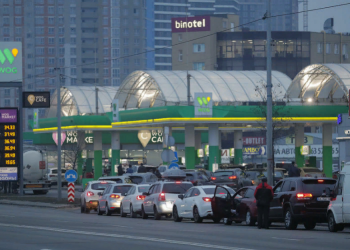 Когда исчезнут очереди за бензином и дизелем