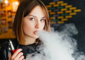 В Украине запретили электронные сигареты!