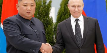 Ким Чен Ын поздравил Путина с Днем России