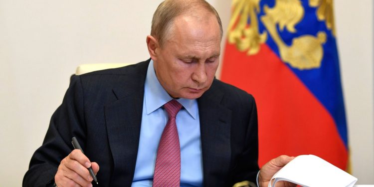 В РФ может не стать президента