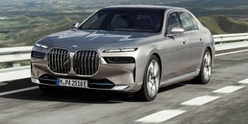 Первый бронированный электромобиль от BMW