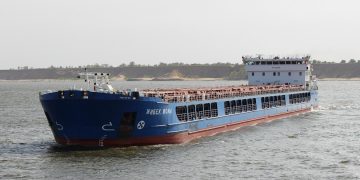 Судно РФ с украденным зерном прибыло в Турцию