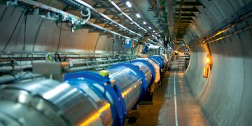 БАК разогнали до рекордных 1,6 млрд столкновений в секунду