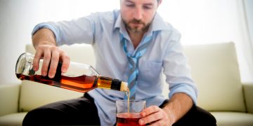 Какая доза спиртного затормаживает мозг