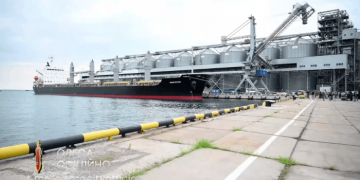 В портах Одесской области начали отгружать зерно