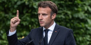 Россия развязала мировую гибридную войну