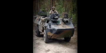 Французские БТРы засветились в Украине