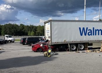 В США расследуют смертельные ДТП с участием Tesla