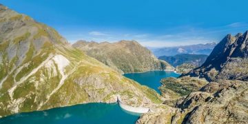 В Швейцарии заработала водяная батарея