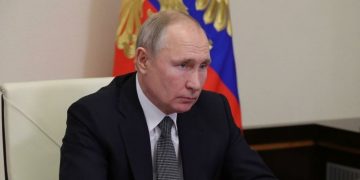 Россия пригрозила швейцарской газете судом