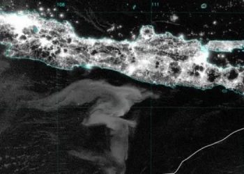 Первый снимок таинственного “молочного моря” в океане