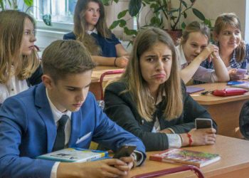 Школы в РФ столкнулись с нехваткой бумаги