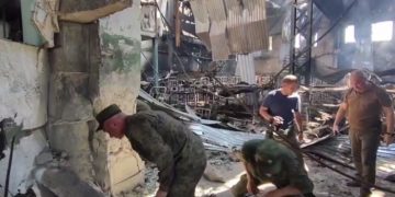 Посольство РФ высылают из Лондона за призывы к убийству