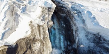 В Гренландии произошел скачек таяния льда