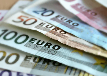 ЕС согласовал пятый пакет помощи для Украины