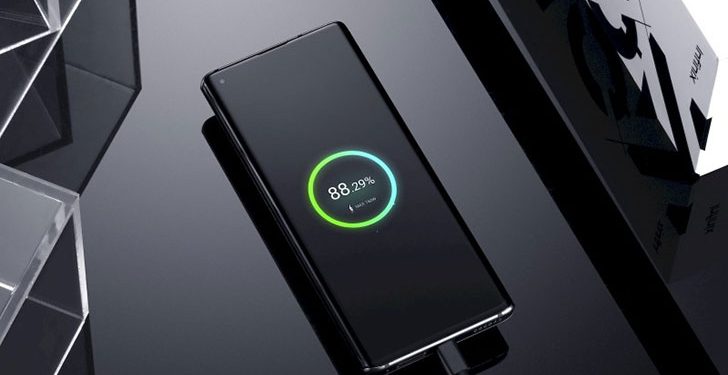 Новое устройство заряжает смартфон за 13 минут