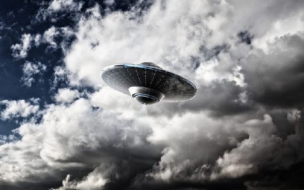 Пентагон снова начнет изучать НЛО