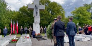 Польша не станет мстить украинцам за трагедию