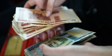 Беларусь ожидает дефолт вслед за Россией