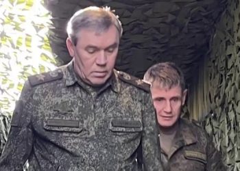 Начальник Генштаба Герасимов прибыл на фронт