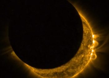 Зонд NASA сделал снимок солнечного затмения вблизи