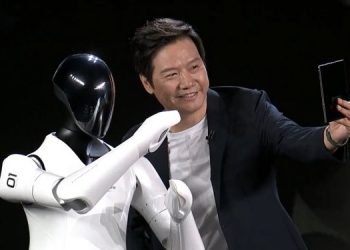 Xiaomi представила робота-гуманоида CyberOne