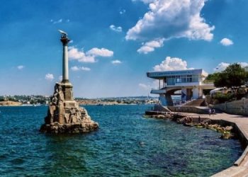 В Крыму прозвучали взрывы