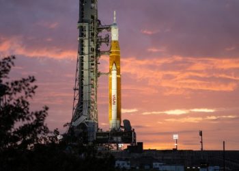 NASA назвала окончательную дату запуска лунной миссии Artemis I