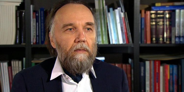 Александр Дугин попал в больницу после гибели дочери