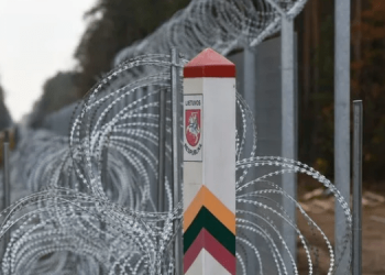 Литва отгородилась от Беларуси забором