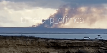 Сообщают о новом столбе дыма в Крыму