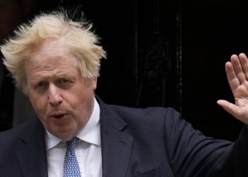 Борис Джонсон может вернуться в журналистику