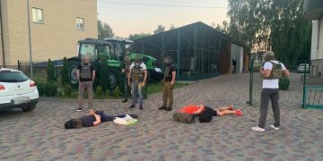 СБУ предотвратили покушение на главу Минобороны