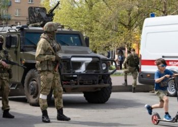 В Мелитополь ВС РФ привезли 10 химлабораторий