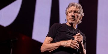 Украинский дипломат поставил Роджера Уотерса на место