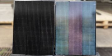 Ученые создали разноцветные батареи