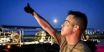 Пентагон показал отправку новой партии вооружения