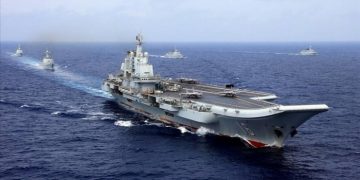 Два авианосца ВМС Китая вышли в море
