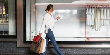 Как покупать меньше одежды и выглядеть лучше