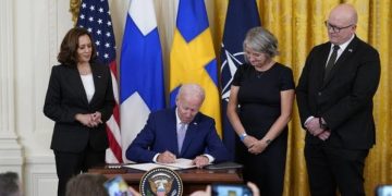 В США ратифицировали вступление Финляндии и Швеции в НАТО