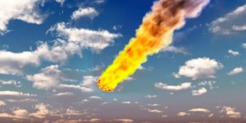 Сколько метеоритов падает на Землю каждый год