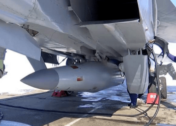 РФ назвала 3 цели для ударов по Британии